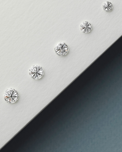 Cut diamond carat range in line