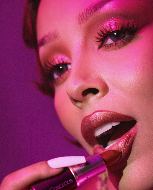 Doja Cat in diamond earrings